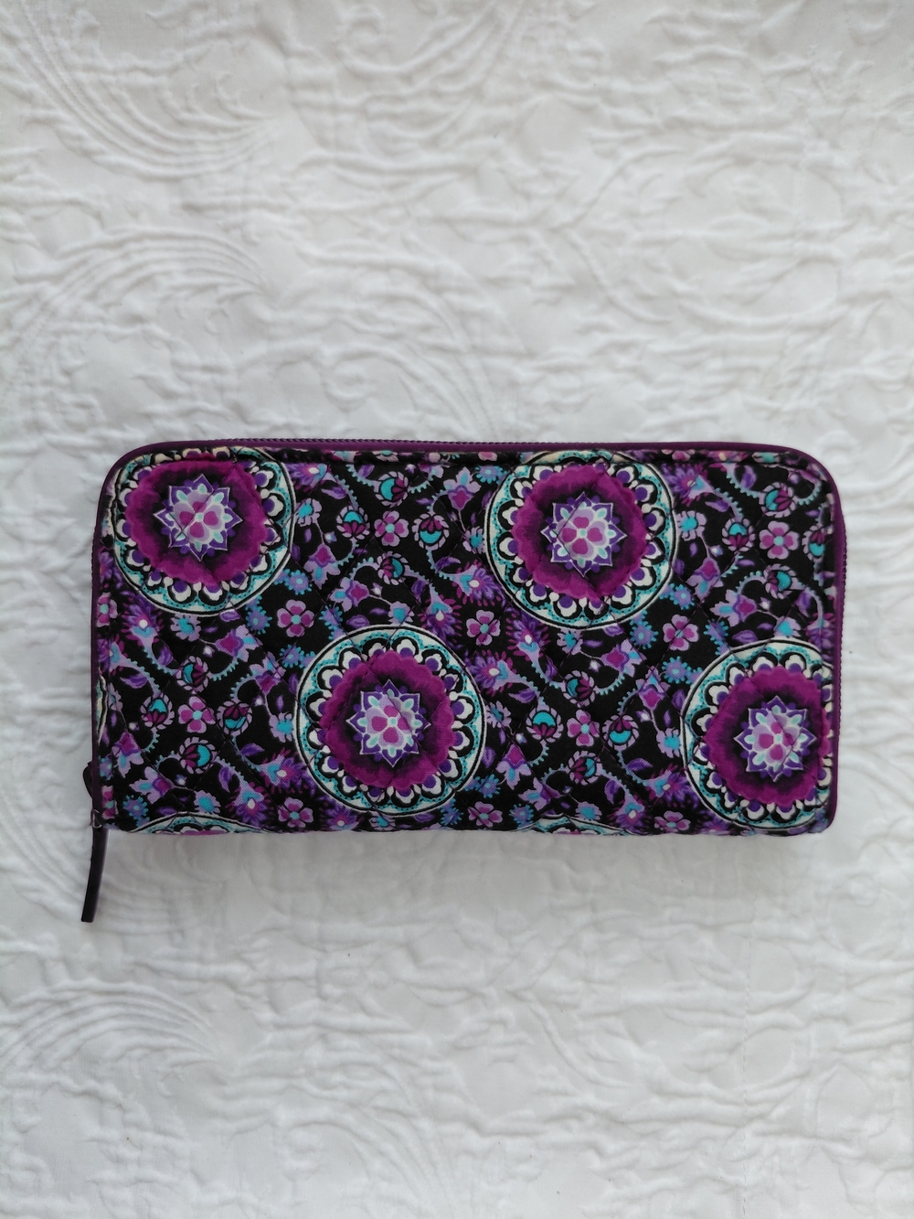 Vera Bradley Purple/Black And Lilac Wallet with Purple Teal Medallions